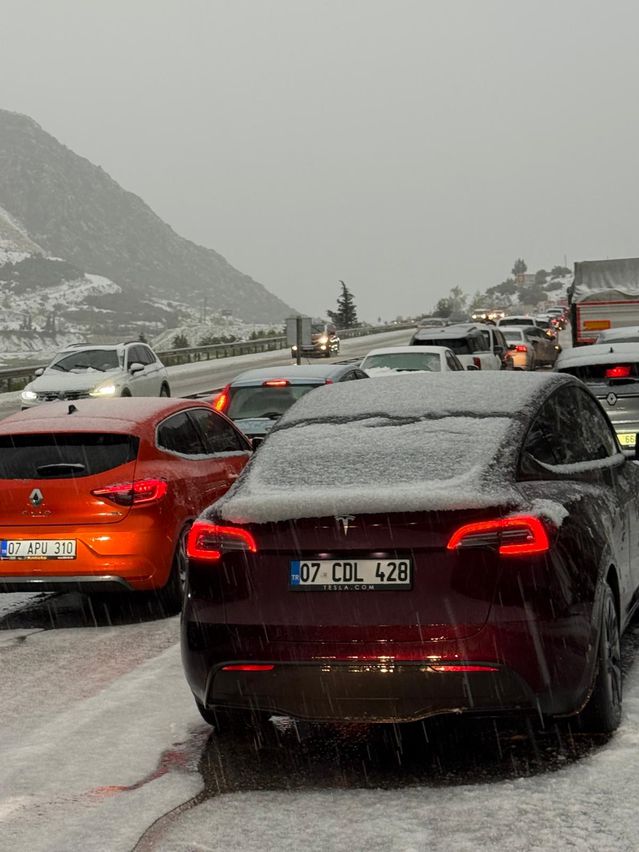Antalya’da Mayıs’ta Kar Yağışı