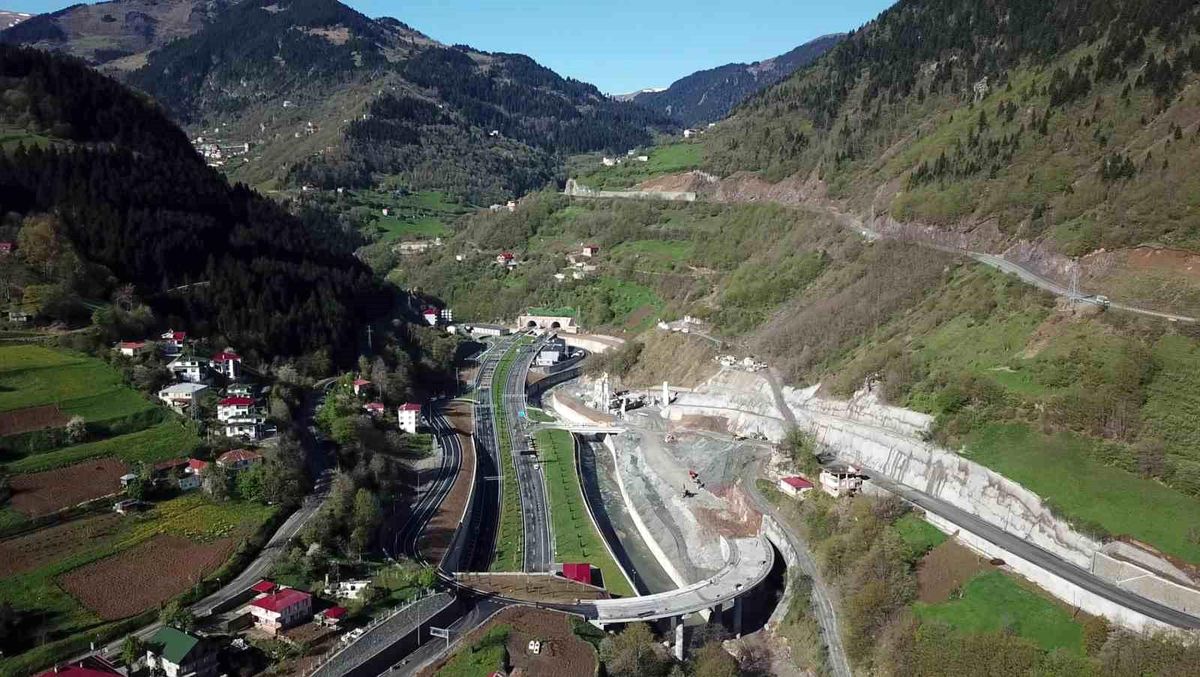 Zigana Tüneli 3 Yılda 5 Milyon Araç Geçti