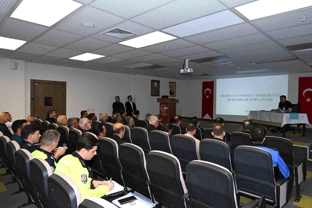 Erzincan\'da Muhtarlar Toplantısı