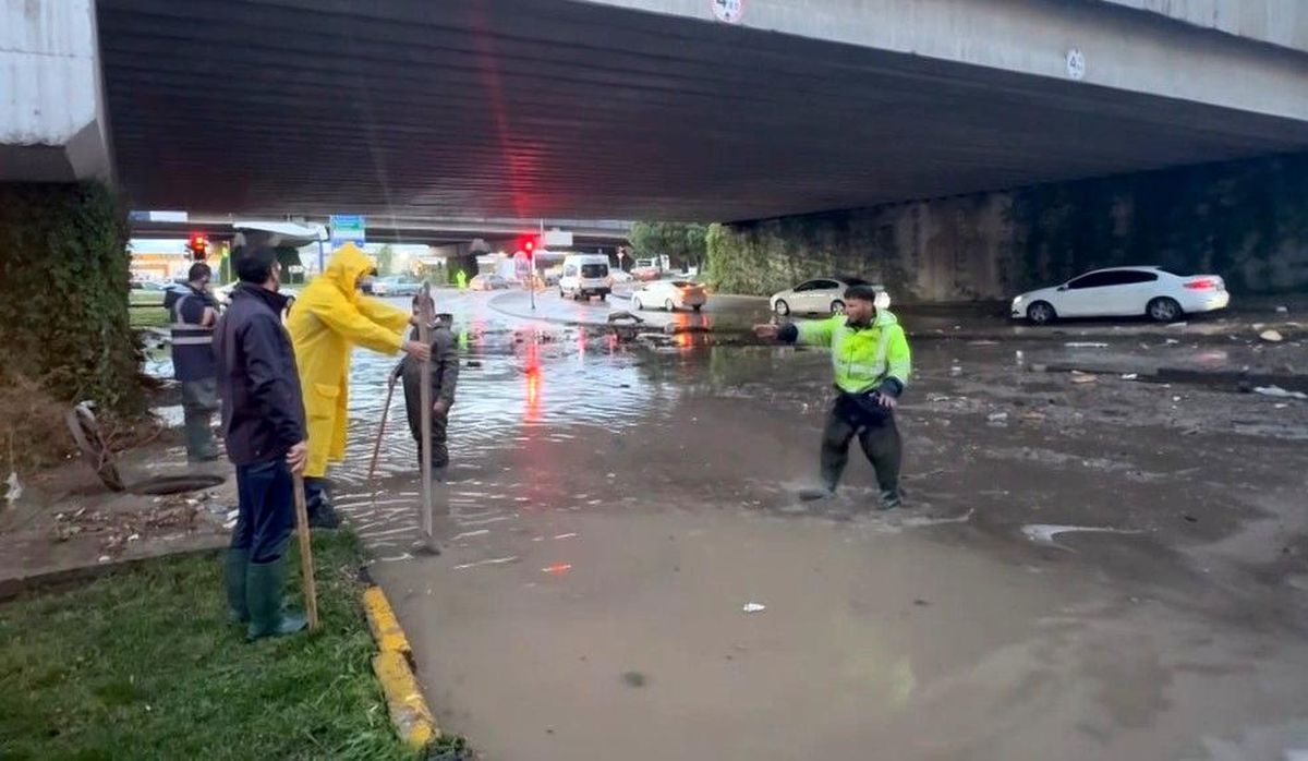 Gaziantep’te süper hücre fırtınası: 23 yaralı, 39 okul tatil