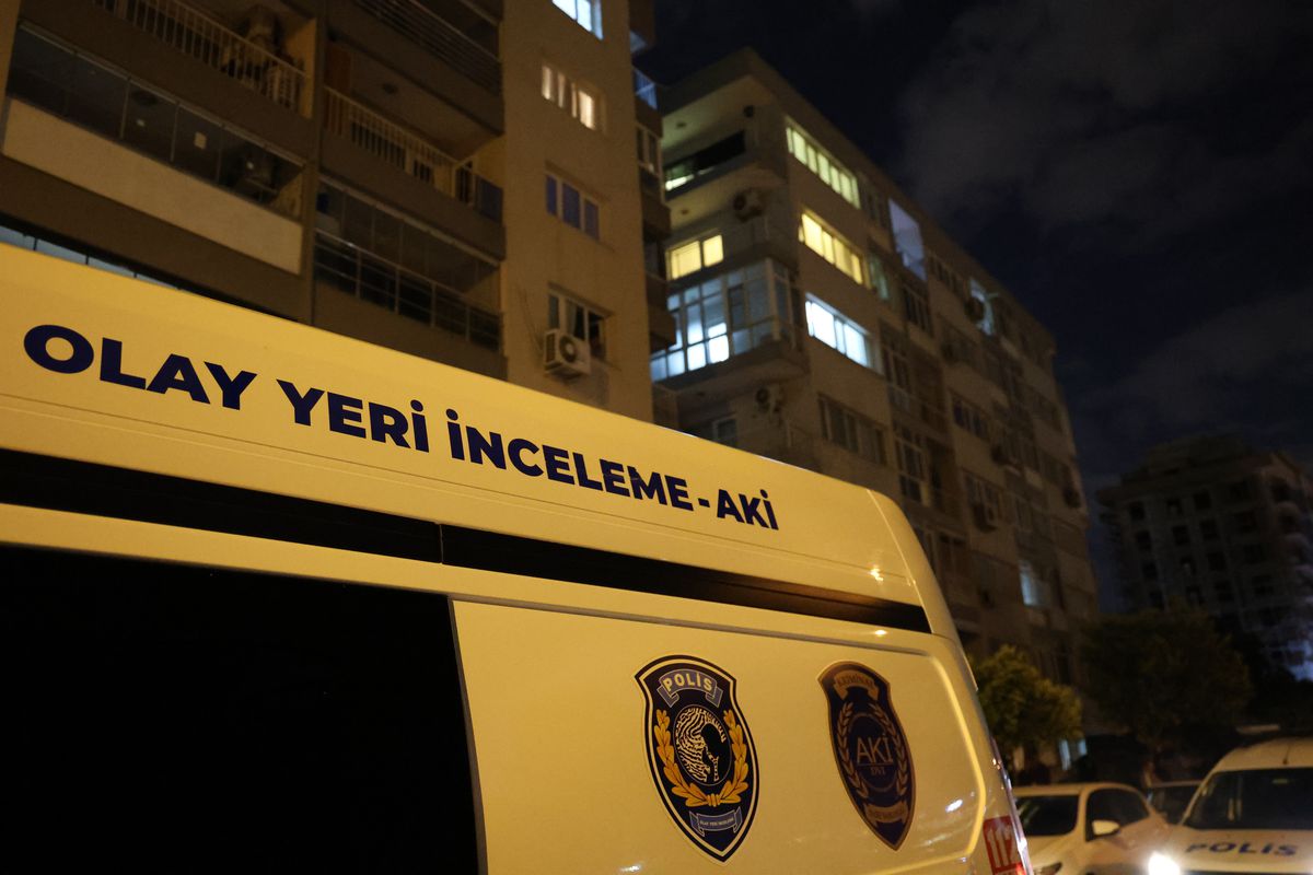 Baba, Oğlunu Bıçaklayarak Öldürdü