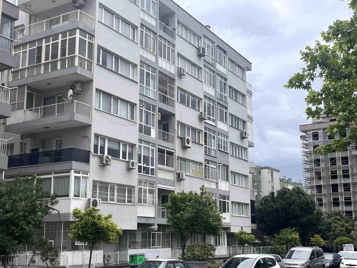 Baba, Oğlunu Bıçaklayarak Öldürdü