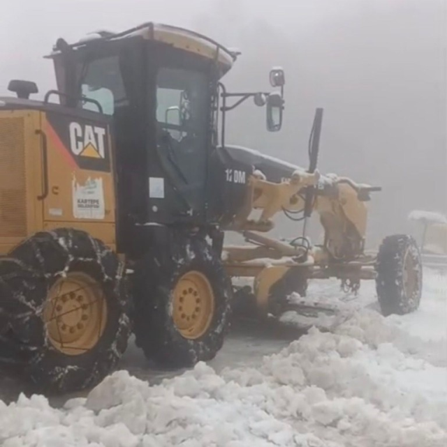 Kartepe, mayıs ayında beyaza büründü
