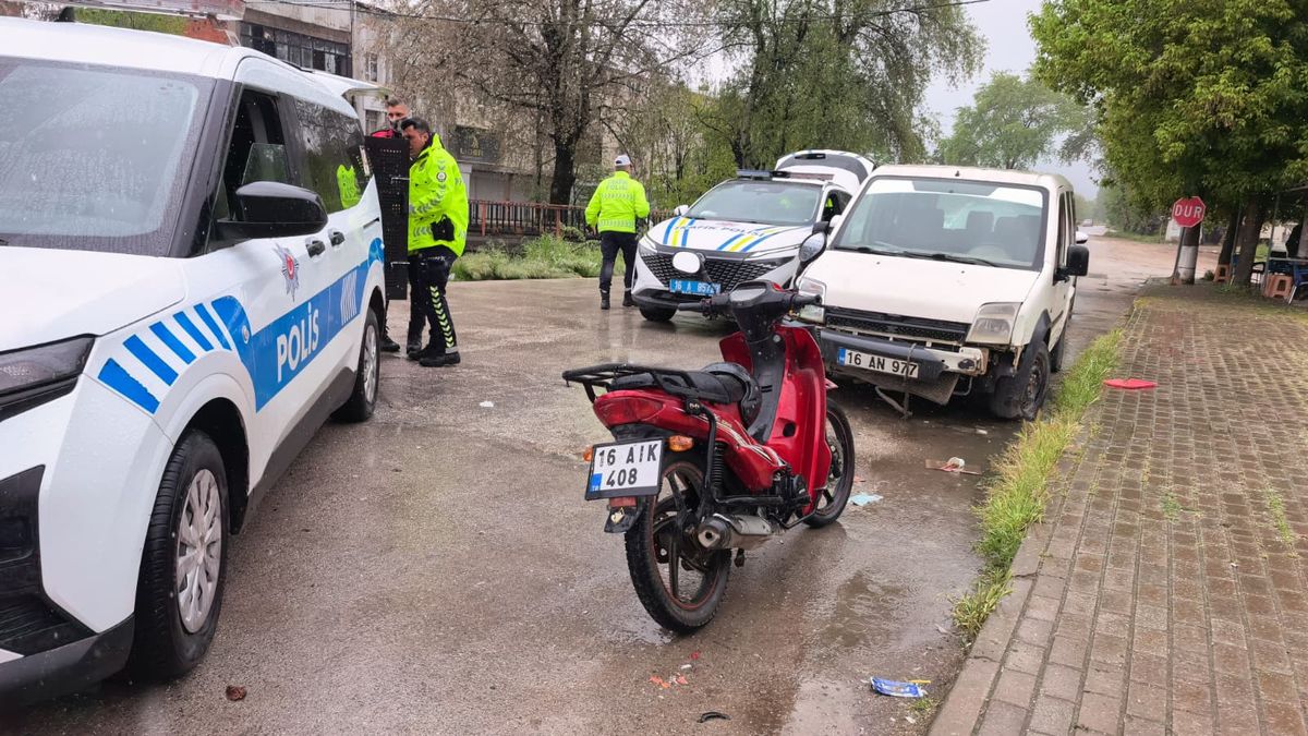Ehliyetsiz Motosiklet Sürücüsüne Biber Gazı İle Müdahale
