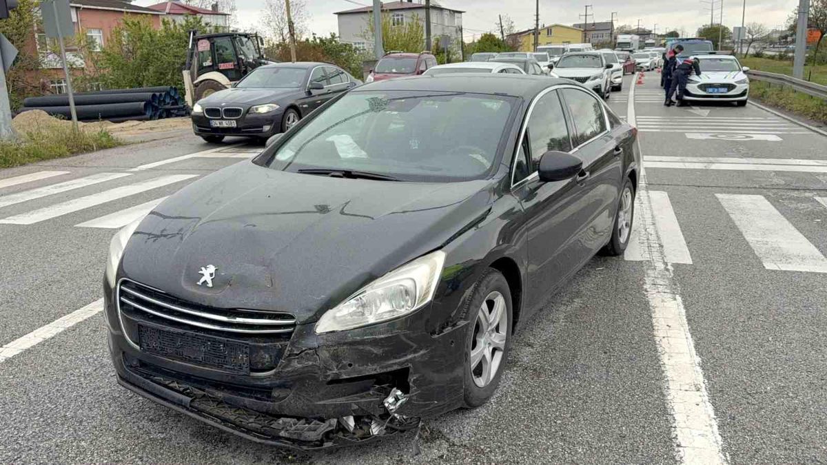 Samsun\'da Trafik Kazası: 2 Yaralı