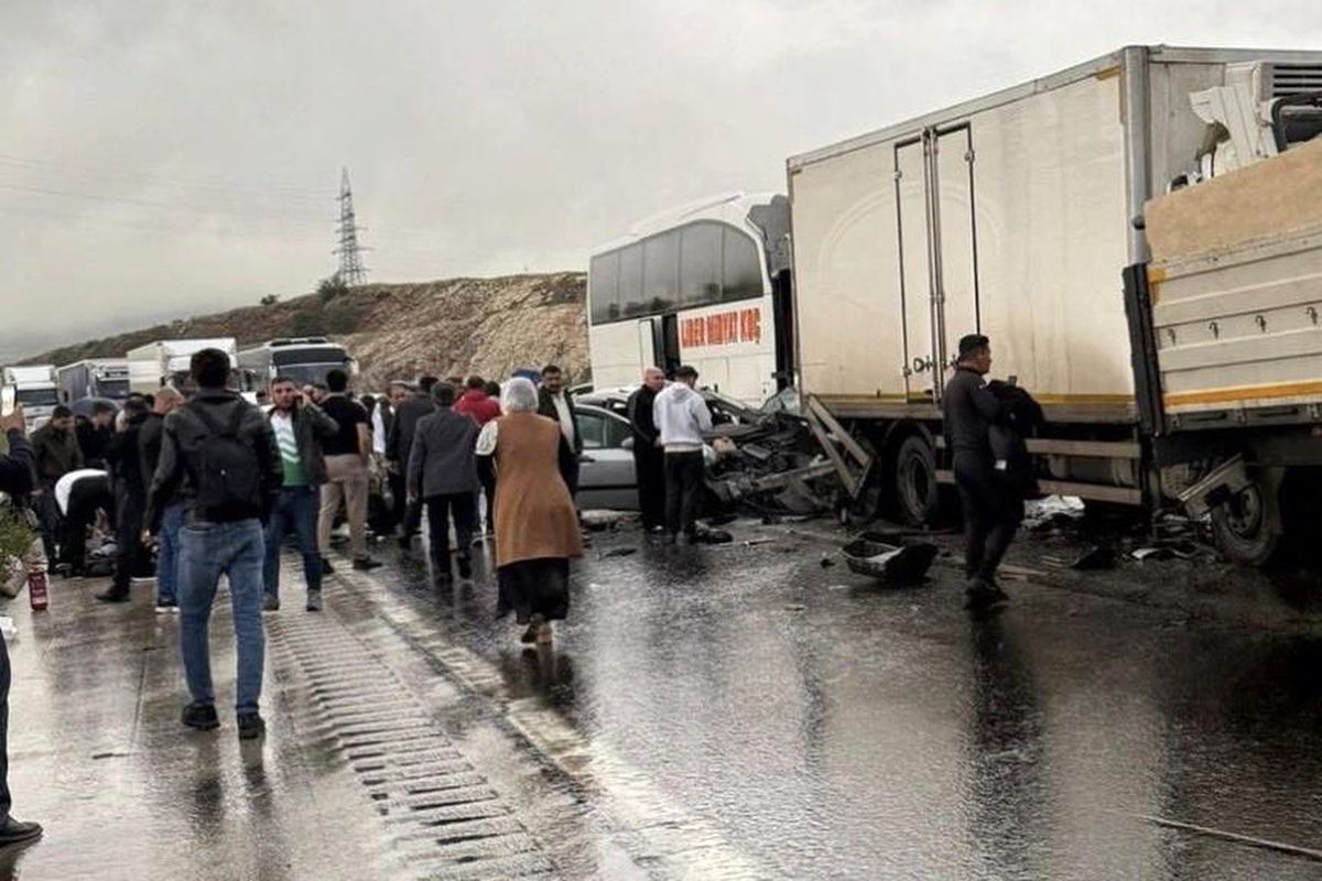 Gaziantep Otoyolu\'nda Zincirleme Kaza