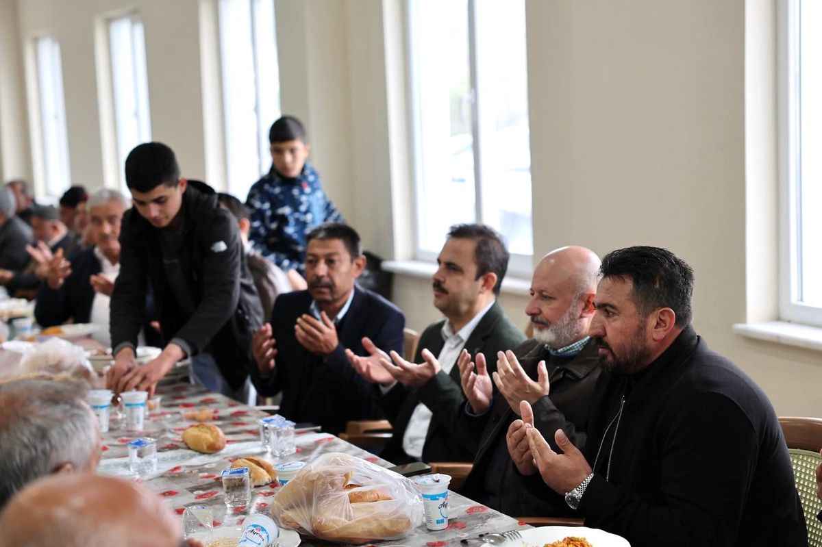 Başkan Çolakbayrakdar: "Topraklarımız rahmetle doydu, hasadımız bereketli olsun"
