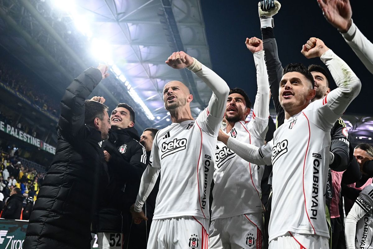Beşiktaş'a kupa maçı öncesi şok! Yıldız isim sezonu kapattı