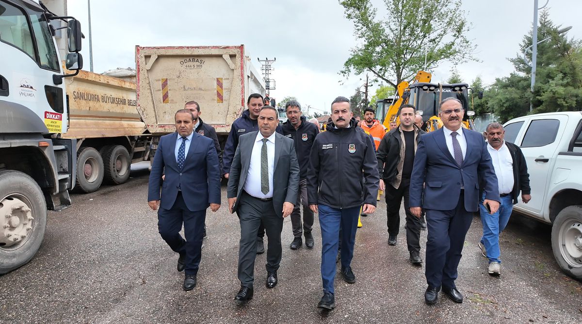 Büyükşehir Birecik’te seferber oldu: afetin yaraları sarılıyor