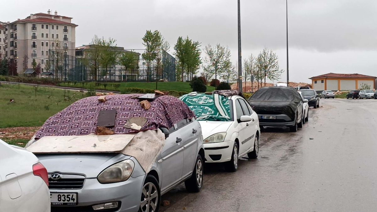 Gaziantep\'te fırtınanın hasarı gün ağarınca ortaya çıktı