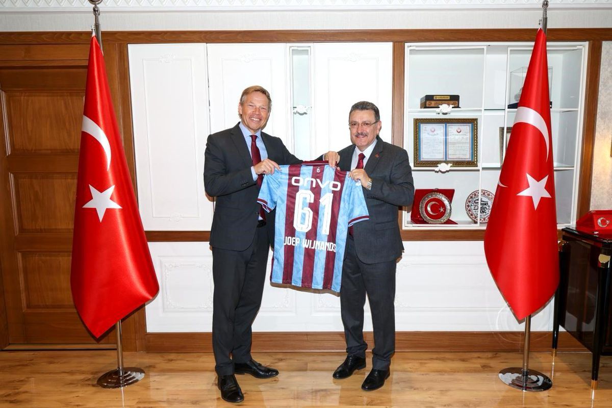 Hollanda Ankara Büyükelçisi Wijnands: "Hollandalı yatırımcılar için Trabzon\'un önemli fırsatlar sunduğunu düşünüyorum"