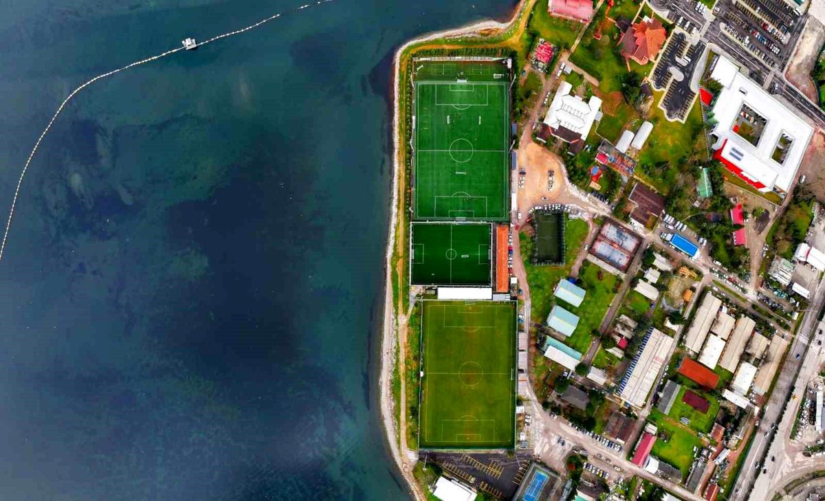 İzmit\'te sahil şeridi eğitim, spor ve sosyal projelerle yeniden şekilleniyor