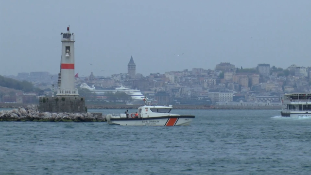 Kadıköy'de vapura binen Azerbaycanlı kadın sefer sırasında kayboldu