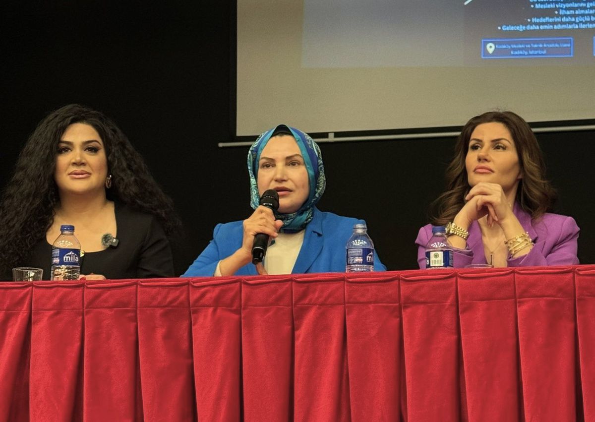 Kadıköy’de “Yıldızlar Buluşması”: Başarıya giden yol öğrencilerle konuşuldu