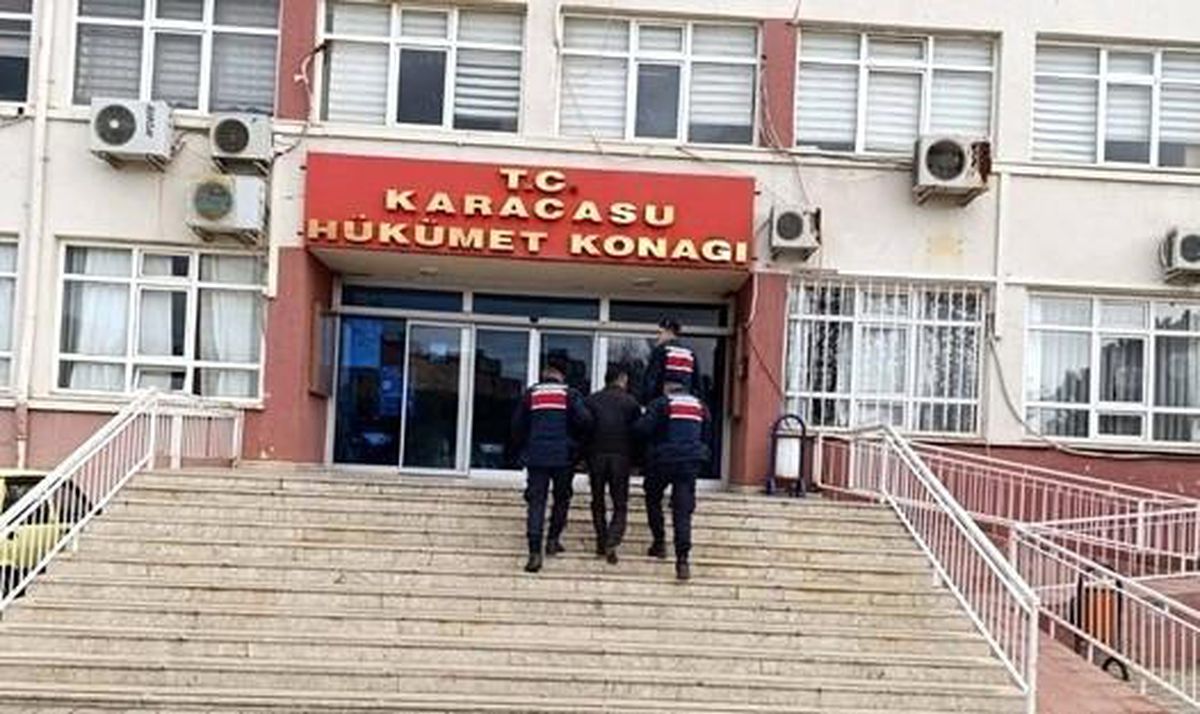 Aydın\'da Ruhsatsız Silah ve Tarihi Eserler Ele Geçirildi