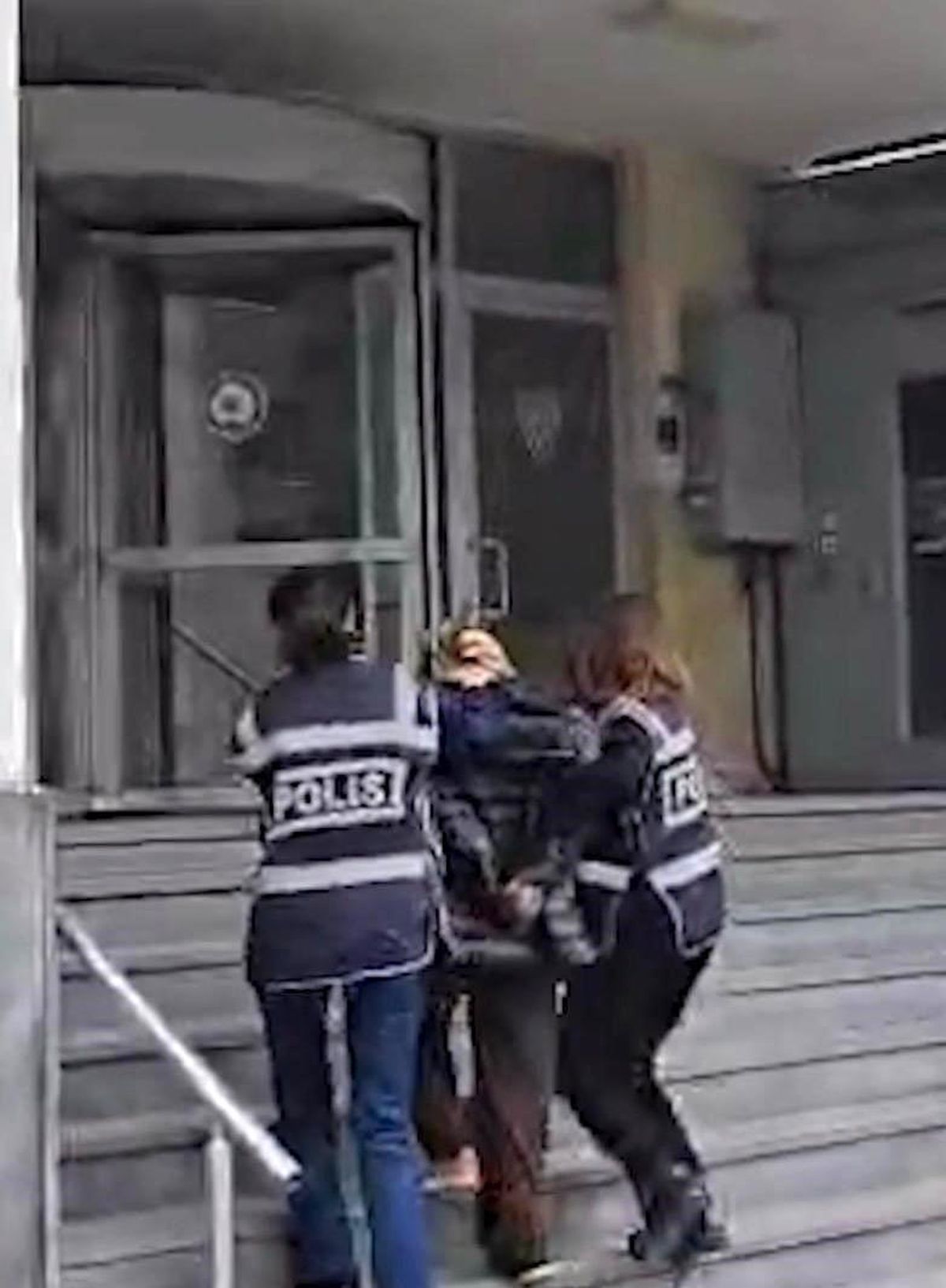 Kayseri\'de 3 Hırsız Kadın Yakalandı