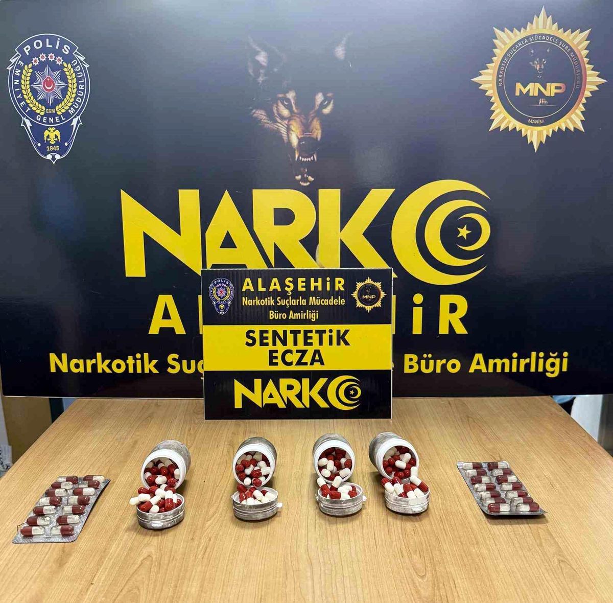 Alaşehir\'de Narkotik Operasyonu: 16 Yaşındaki Çocuk Tutuklandı