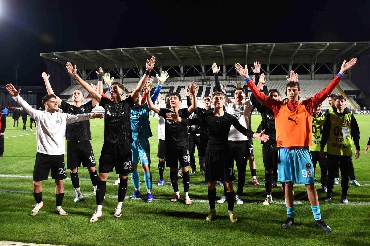 Manisa FK 2025-2026\'da 9. Sırada Tamamladı