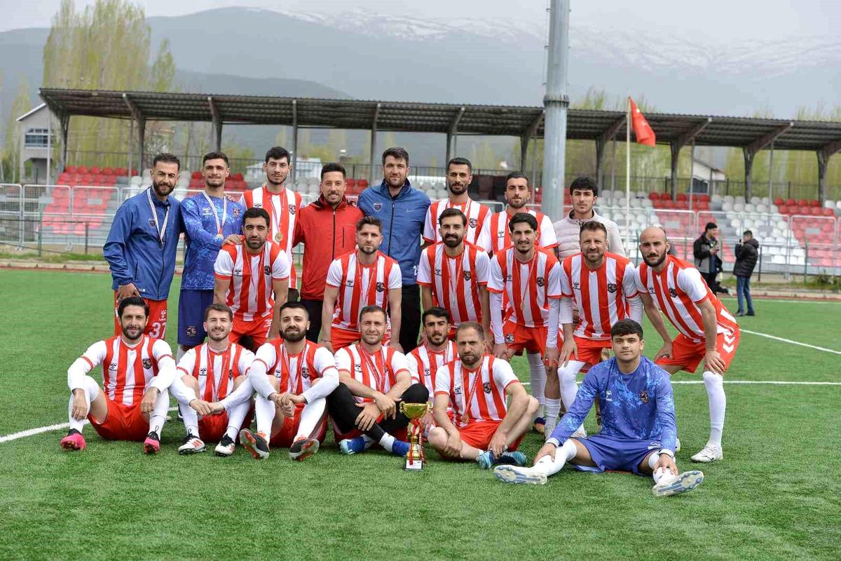 Hasköy Gençlerbirliği BAL\'a Yükseldi