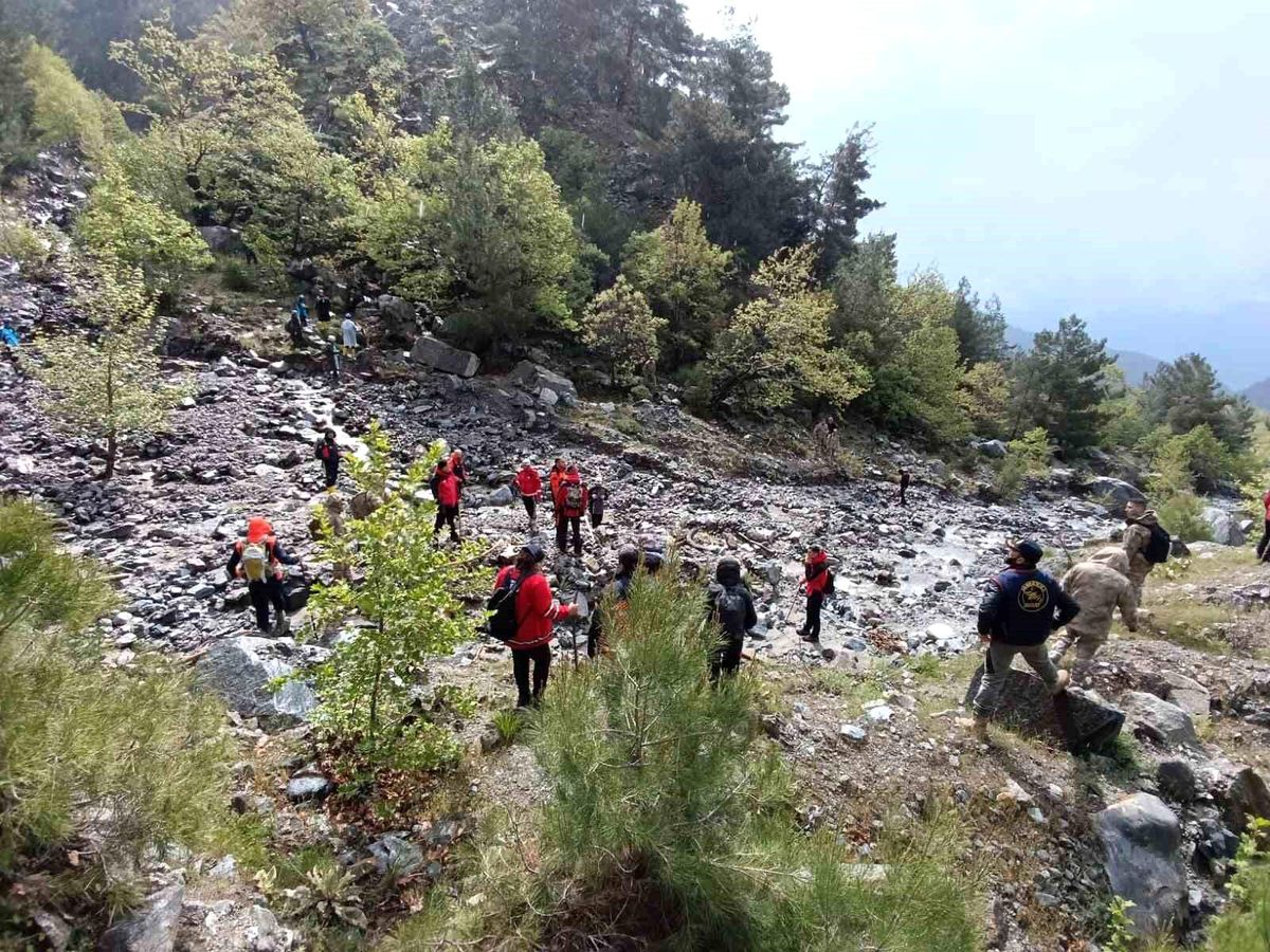 Nazilli Belediyesi NAFAD ekipleri kayıp vatandaş için seferber oldu