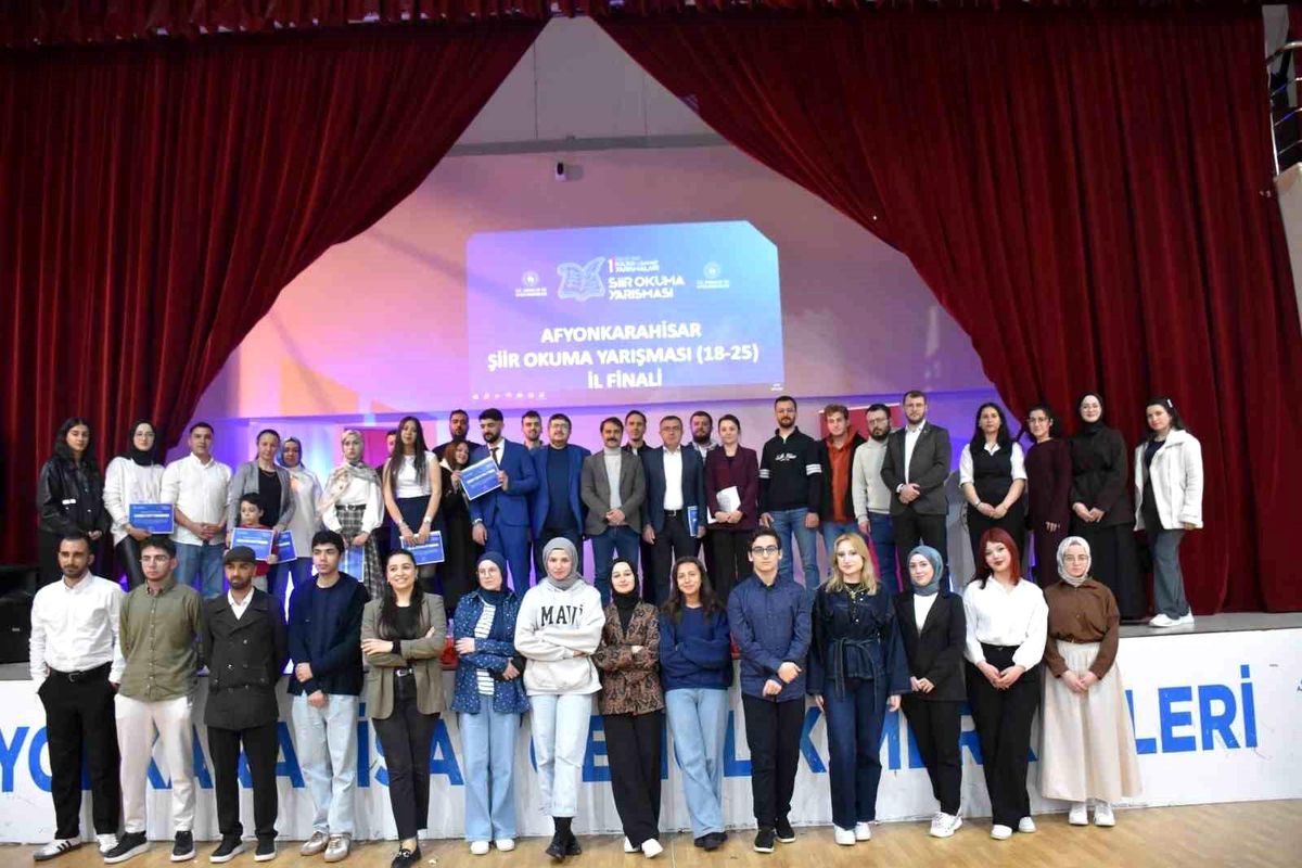 Afyonkarahisar\'da Şiir Yarışması Düzenlendi