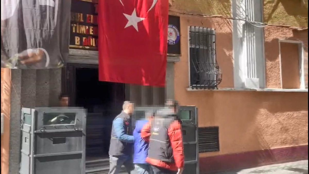 Taksim\'de Cep Telefonu Hırsızlığı