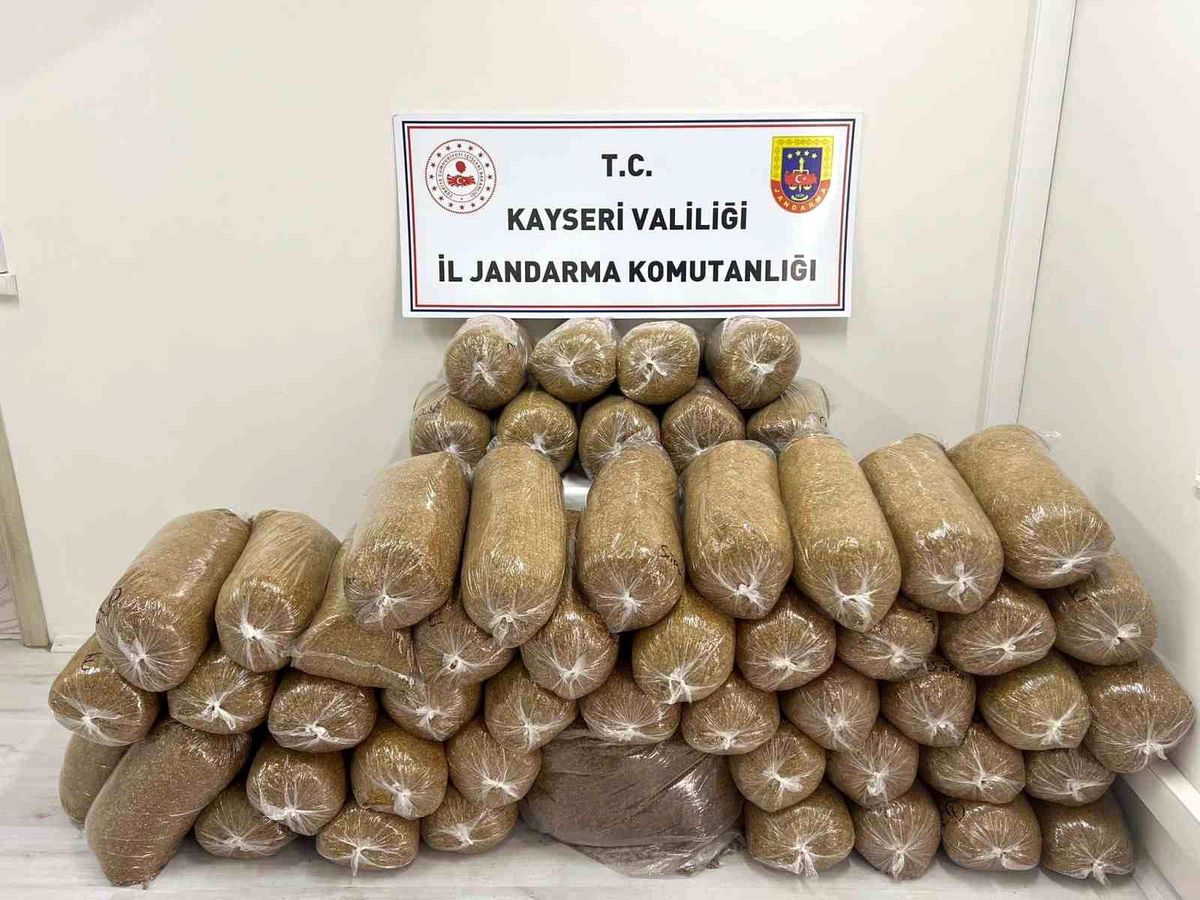 Yahyalı\'da 285 Kilo Bandrolsüz Tütün Ele Geçirildi