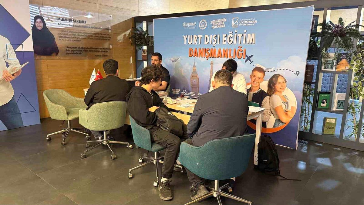Yıldırım\'dan gençlere eğitim danışmanlığı