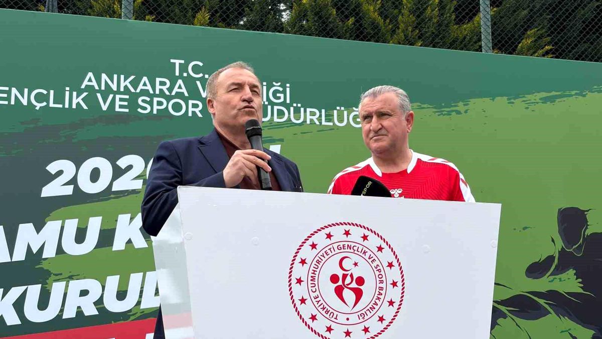 Bakan Bak: A Milli Takım\'a Başarı Dilekleri
