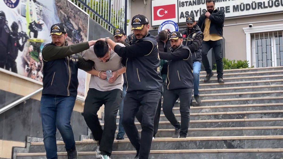 Beylikdüzü\'nde otomobilde silahla vurulmuş halde ölü bulunmuştu; bir şüpheli tutuklandı