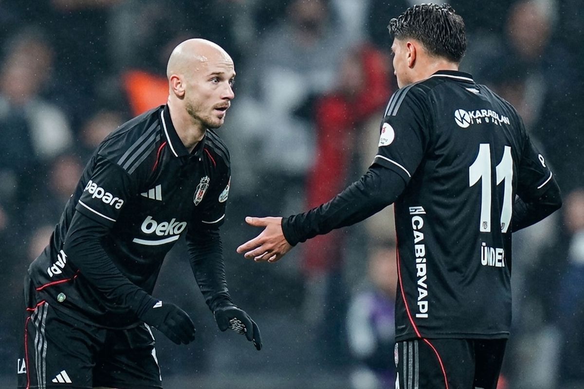 Cengiz Ünder ve Vaclav Cerny\'e kötü haber