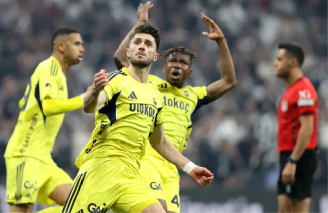 İsmail Yüksek Fenerbahçe'den ayrılıyor