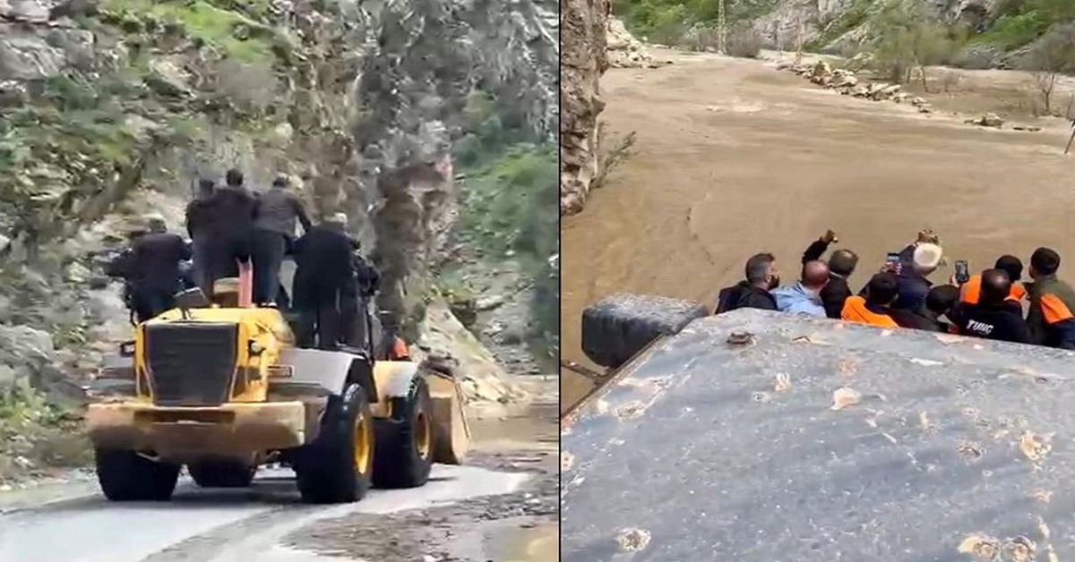 Hakkari\'de Taşkın: İşçiler Kepçe ile Taşındı