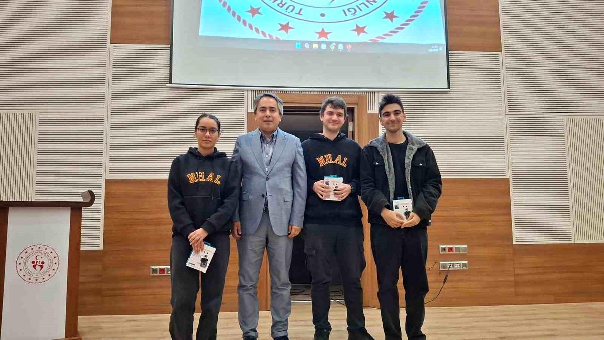 Köyceğiz Lisesi Bilgi Yarışmasında İkinci Oldu