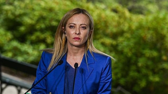 Meloni, yapay zeka ile üretilen fotoğraflarını hem eleştirdi hem dalga geçti: Beni olduğumdan daha iyi göstermişler
