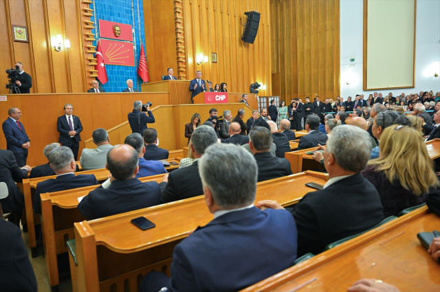 Özgür Özel teknedeki eğlence görüntülerine ilk kez yanıt verdi
