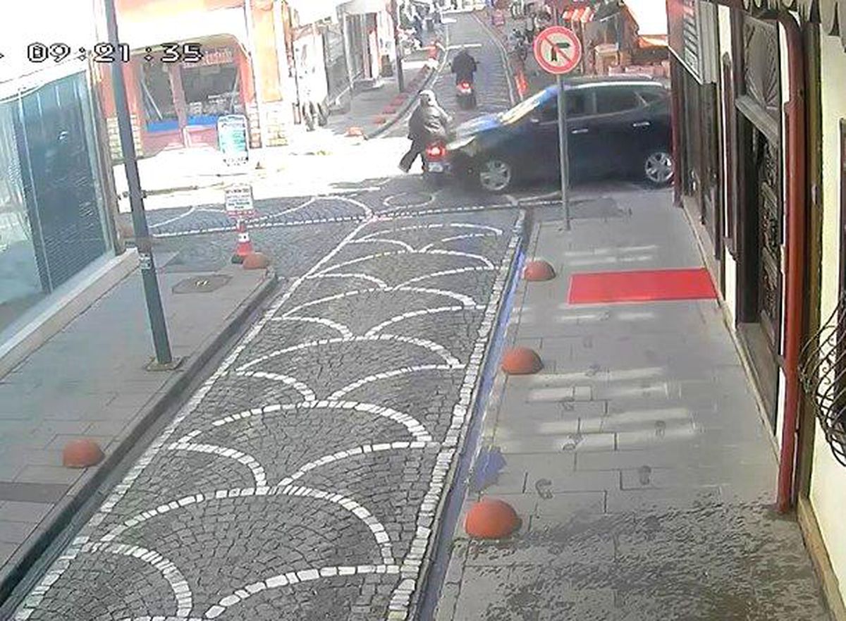 Tokat\'ta Motosiklet ve Otomobil Çarpıştı