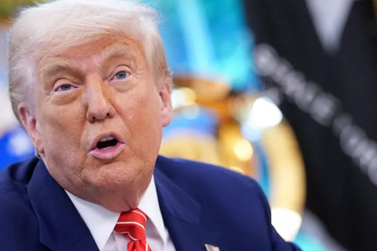 Trump\'tan yanındaki çocuklara "İran" mesajı