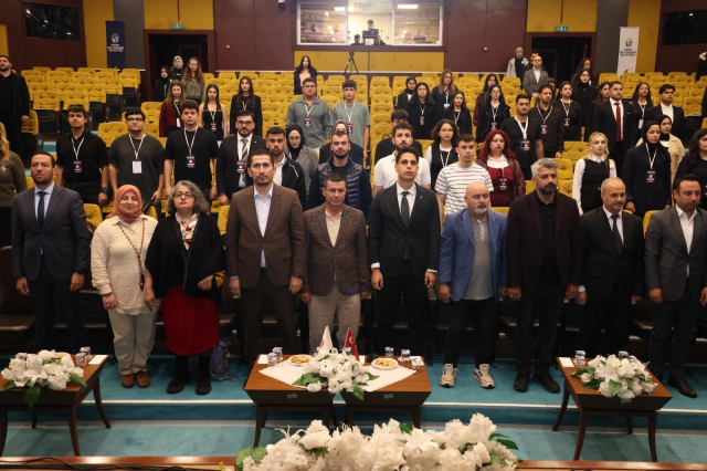 Üniversiteler arası bilgi yarışması Hatay’da başladı