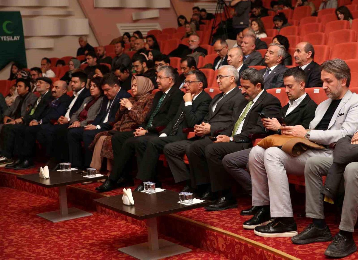 \'Yeşilay Fest\' ESOGÜ\'de başladı