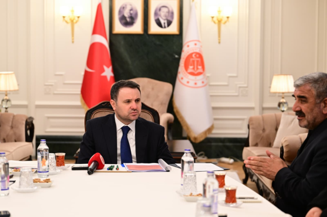 Bakanı Gürlek: Rojin Kabaiş'in telefonu teknik inceleme için Çin'e gönderilecek