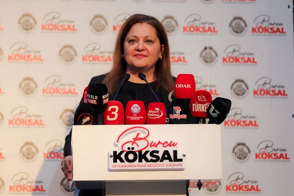 Afyonkarahisar Belediye Başkanı Burcu Köksal\'ın "AK Parti’ye geçiyor" iddiası 