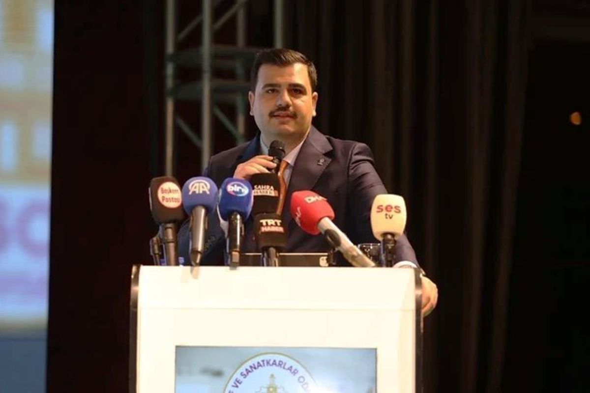AK Parti Genel Sekreteri Eyyüp Kadir İnan: Çeşme Projesi ile 20 milyar TL\'yi İzmir\'e getireceğiz