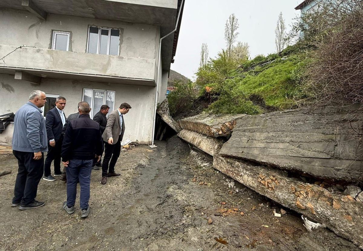Tokat\'ta Sağanak Duvar Çöktü