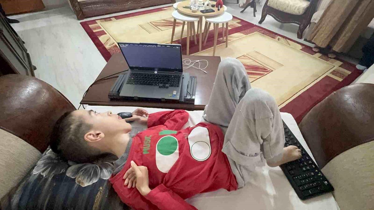 Kas Hastası Yavuz’un Eğitim Mücadelesi