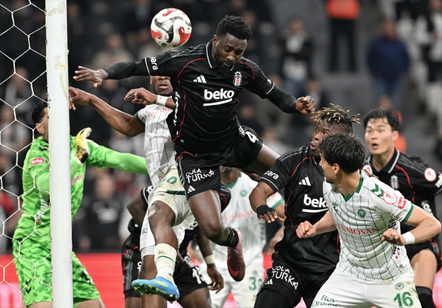 Beşiktaş'ta deprem! Sergen Yalçın istifa etti, Serdal Adalı vazgeçirdi