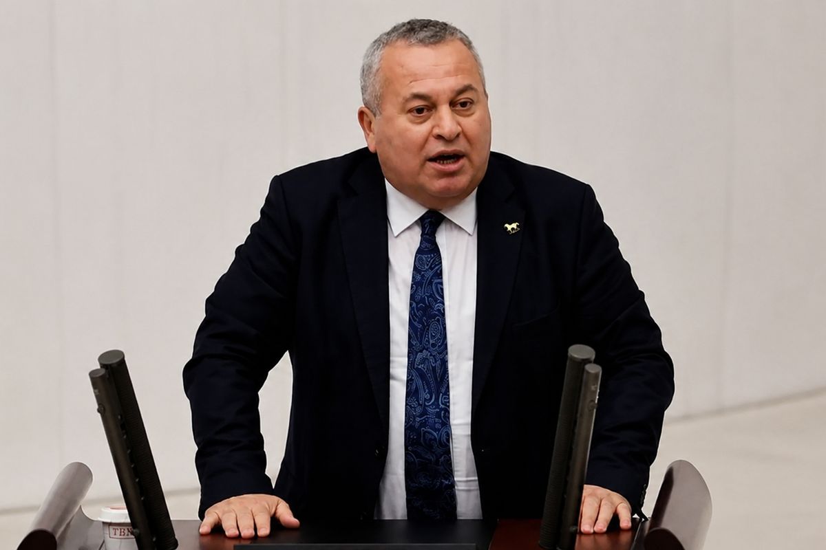 Cemal Enginyurt: Burcu Köksal\'ı AK Parti\'ye geçmesi için eşi üzerinden tehdit ediyorlar