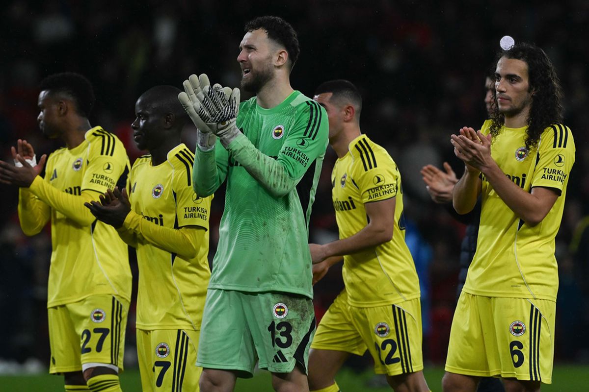 Fenerbahçe\'den ayrılığa veto: Trabzonspor\'a göndermiyorlar