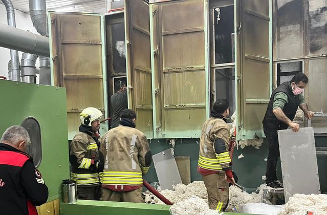 Kahramanmaraş’ta tekstil fabrikasında korkutan yangın