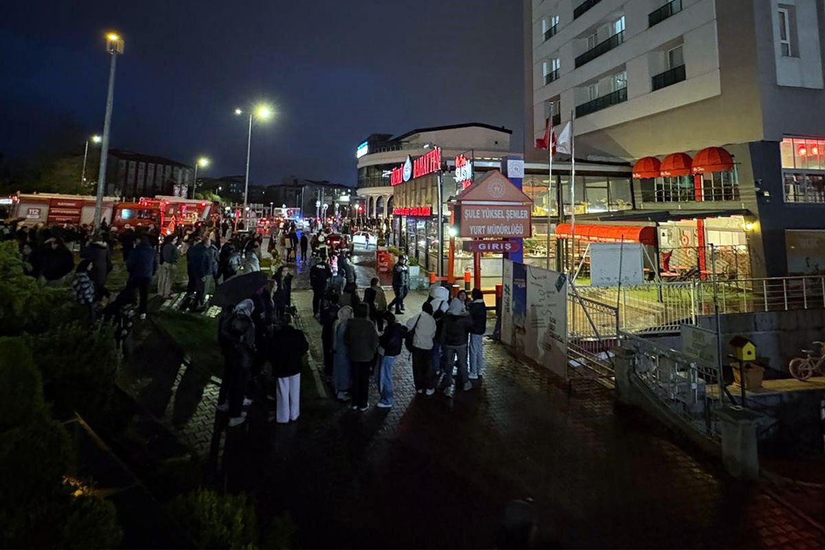 Kayseri\'de kız öğrenci yurdunda yangın büyümeden söndürüldü